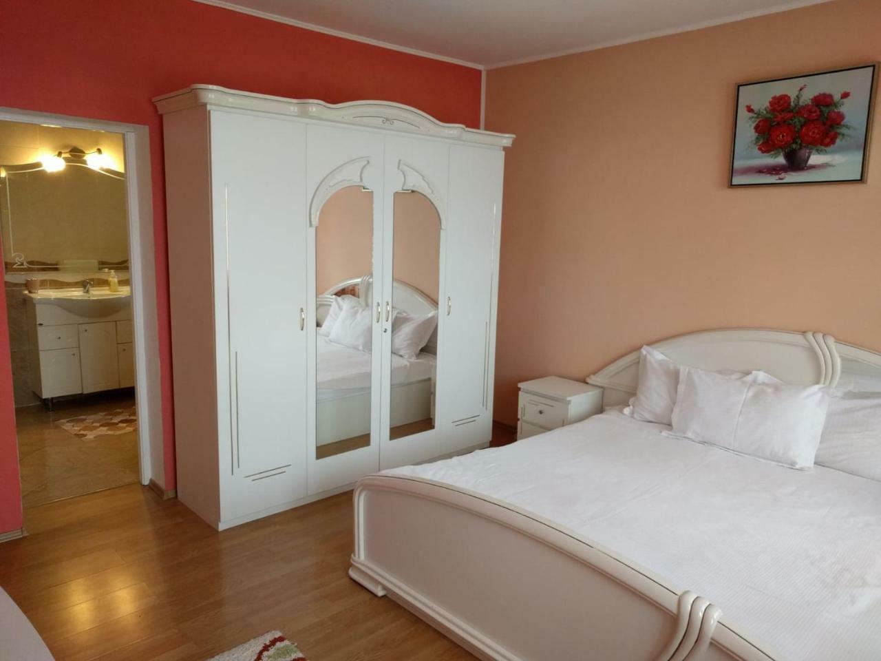 ホテル Casa Monica Băile Felix エクステリア 写真